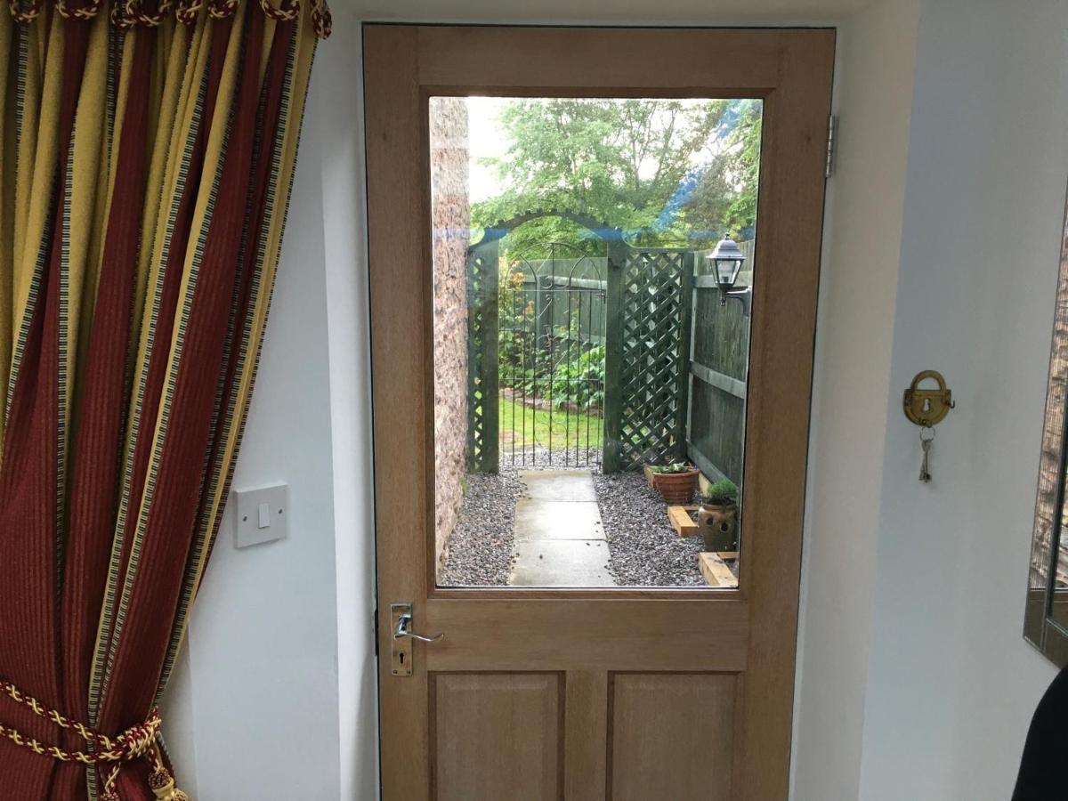 Ferienwohnung The Bees Knees @ Redhill Grange Monmouth Exterior foto